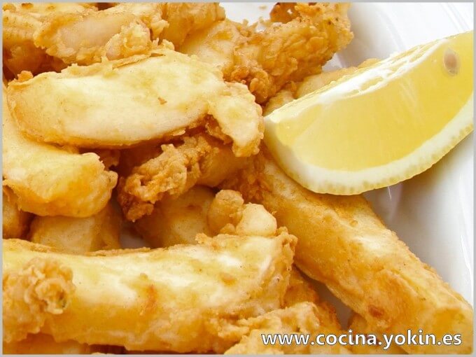 SQUID IN BATTER - Well-known and much used in bars as an appetizer dish. A big difference with what is sold frozen. Easy preparation.