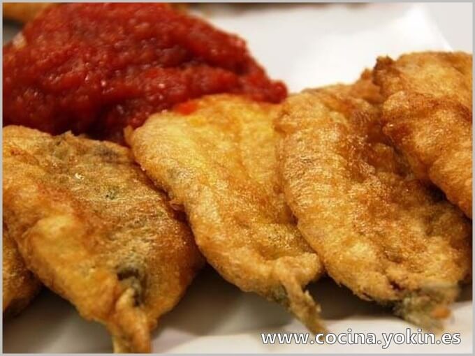 ANCHOVIES IN BATTER - As a major highlight of preparing anchovies in this way aspect is that its mild flavor is not altered. Rich and easy to make dish.