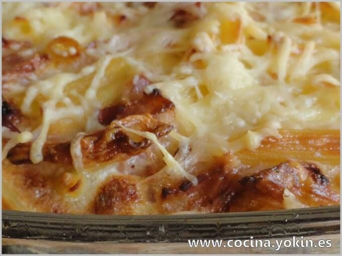 MACARONI WITH VEGETABLES - A different way to prepare than macaroni with tomato. The diversity of vegetables enrich the dish a lot.