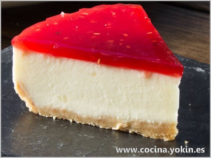 CHEESE CAKE - A dessert that has reached a wide spread everywhere, by its finish so colorful and the number of versions that can be performed.